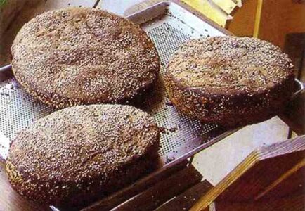 Country Lore: Make Sourdough Bread Like a Pro Image
